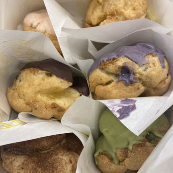 Beard Papa's - Desserts Near Me - New York, New York