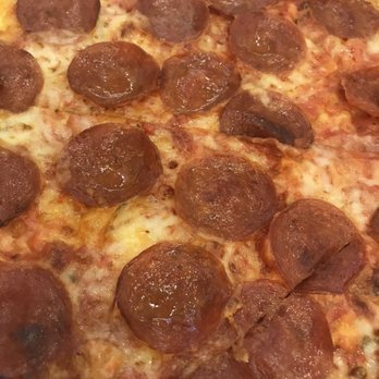 Home Slice Pizza - Medium Pepperoni Pizza - Pizza Near Me - Austin, Texas