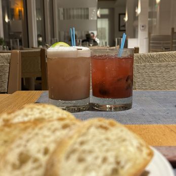 Drift Kitchen & Bar - Hutchinson Shores Resort - Bevs - Seafood Near Me - Jensen Beach, Florida