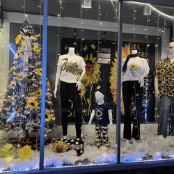 Glow lounge Tanning Salon & Boutique