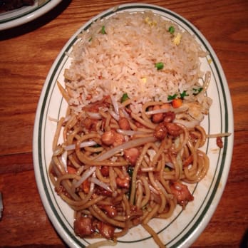 East Cafe - Chicken lo mein - Chinese Near Me - Aurora, Colorado East Cafe - Chicken lo mein - Chinese Near Me - Aurora, Colorado