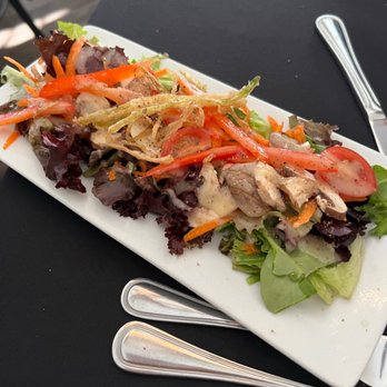 Table 14 - House side salad - Southern Near Me - Ludington, Michigan Table 14 - House side salad - Southern Near Me - Ludington, Michigan