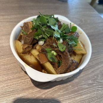 Mom Kitchen - Sirloin and radish pot ($16) - Chinese Near Me - San Diego, California