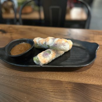 Pho Ever - Alhambra - 2 Rolls Spring Rolls - Vietnamese Near Me - Alhambra, California