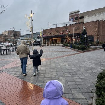 Meximodo - Walking to Meximodo--you can see the excitement of our kids seeing the Christmas decor on the roof. What a shame it was all soured. - Mexican Near Me - Metuchen, New Jersey Meximodo - Walking to Meximodo--you can see the excitement of our kids seeing the Christmas decor on the roof. What a shame it was all soured. - Mexican Near Me - Metuchen, New Jersey