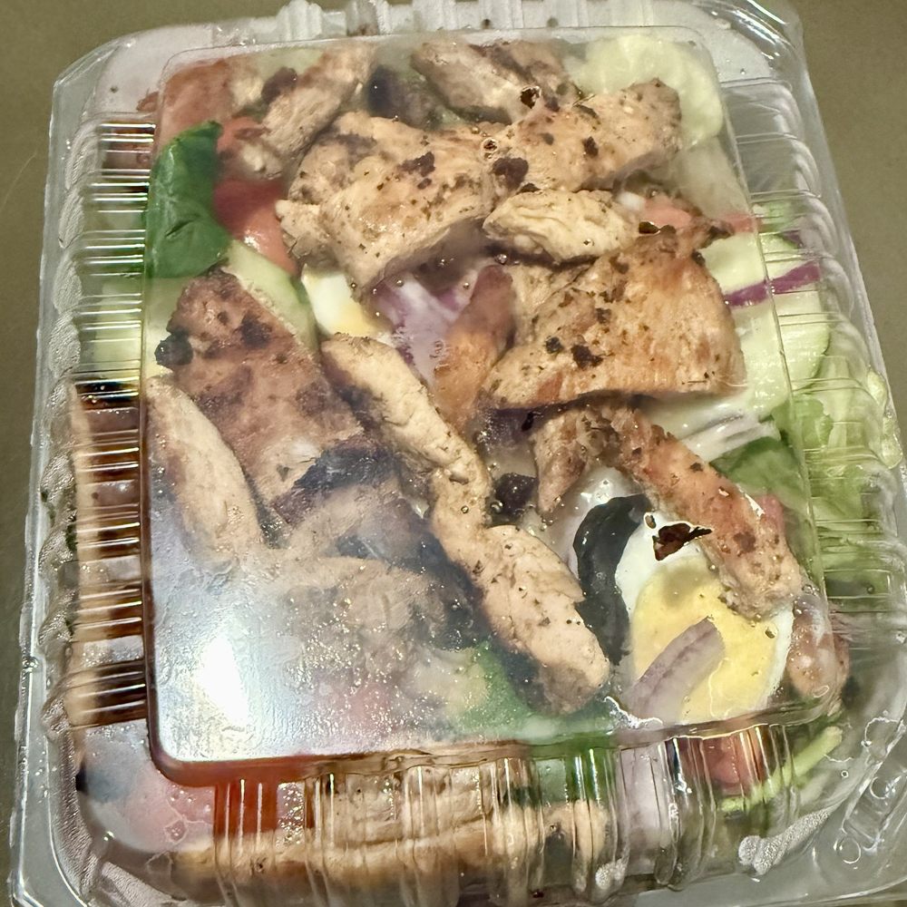 Dino's Famous Chicken - Grilled chicken salad - Burgers Near Me - Los Angeles, California Dino's Famous Chicken - Grilled chicken salad - Burgers Near Me - Los Angeles, California