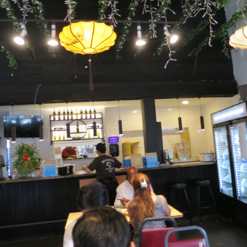 No 5 House - Kitchen - Noodles Near Me - San Mateo, California No 5 House - Kitchen - Noodles Near Me - San Mateo, California