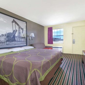 Super 8 by Wyndham Muskogee - Guest room - Hotels Near Me - Muskogee, Oklahoma Super 8 by Wyndham Muskogee - Guest room - Hotels Near Me - Muskogee, Oklahoma