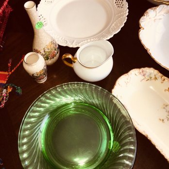 Charleston Estate Auctions - These plates are gorgeous. - Appraisal Services Near Me - Mount Pleasant, South Carolina Charleston Estate Auctions - These plates are gorgeous. - Appraisal Services Near Me - Mount Pleasant, South Carolina