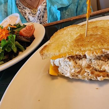 Hill Street Cafe - Half sandwich: tuna melt & salad - American Near Me - Burbank, California