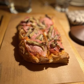Yeppa & Co - Roasted prosciutto e funghi pizza - Cafes Near Me - Atlanta, Georgia Yeppa & Co - Roasted prosciutto e funghi pizza - Cafes Near Me - Atlanta, Georgia