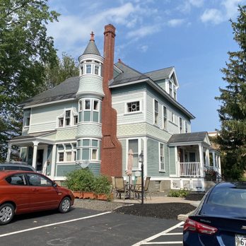 Ash Street Inn - Ash Street Inn - Hotels Near Me - Manchester, New Hampshire Ash Street Inn - Ash Street Inn - Hotels Near Me - Manchester, New Hampshire
