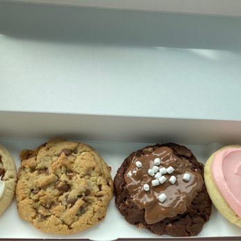 Crumbl - Lutz - Cinnamon Swirl, Sea Salt Toffee, Hot Chocolate and Chilled Sugar - Bakeries Near Me - Lutz, Florida