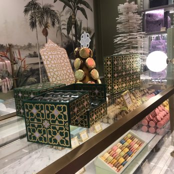 Ladurée - Macarons Near Me - Roissy-en-France, 75