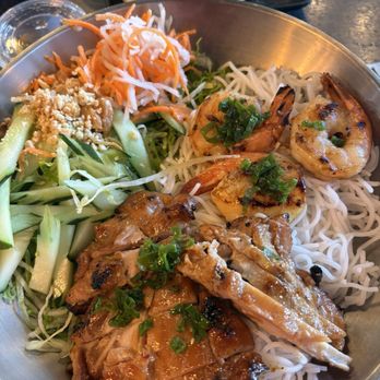 Pho Kitchen - BBQ pork & Shrimp vermicelli salad - Desserts Near Me - San Jose, California