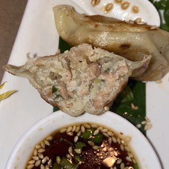 Noodle Revolution - dumplings, where tf is the vegetable in these "veggie" dumplings - Thai Near Me - Westerly, Rhode Island