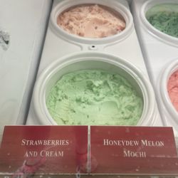 Dave’s Hawaiian Ice cream