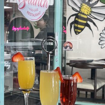 Madres Brunch - Mimosa flight - Breakfast & Brunch Near Me - Whittier, California