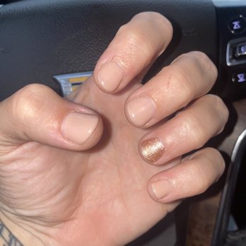NailToepia - Waxing Near Me - Lees Summit, Missouri