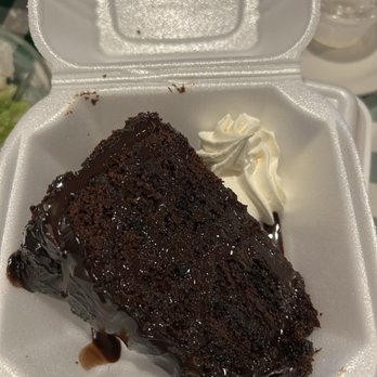 Ann & Tony's Restaurant - Chocolate cake - Italian Near Me - West Jefferson, Ohio