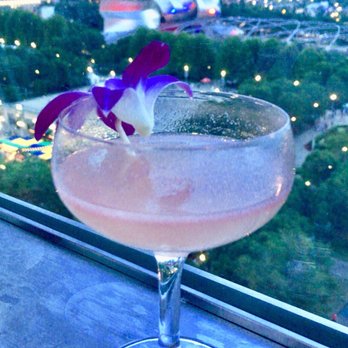 Cindy's Rooftop - New American Near Me - Chicago, Illinois