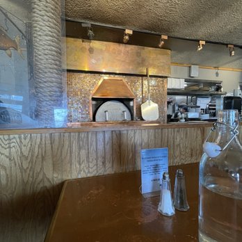 The Schooner Restaurant & Lounge - Wood Fire Oven @ The Schooner. - Seafood Near Me - Netars, Oregon