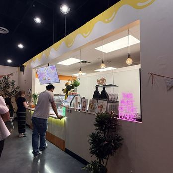 Wanyen Cafe - Desserts Near Me - Salt Lake City, Utah
