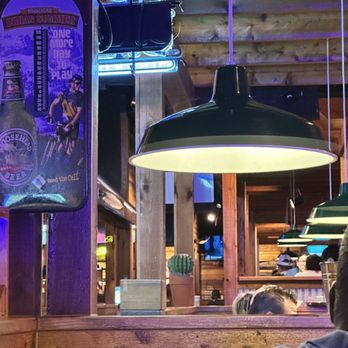 Texas Roadhouse - Steakhouses Near Me - Clarksville, Indiana