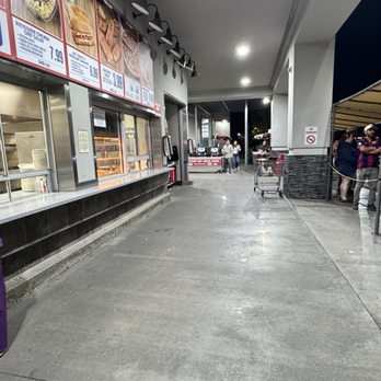 Costco - Costco food court big lines - Gas Stations Near Me - Simi Valley, California