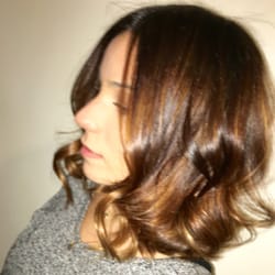 Salon Seventy Six