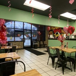 Seating area is clean, and adorably decorated! Seating area is clean, and adorably decorated!