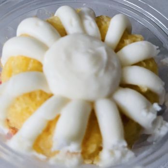 Nothing Bundt Cakes - White Chocolate Raspberry Bundt - Desserts Near Me - Altamonte Springs, Florida