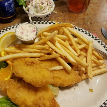 Black Bear Diner Reno - Horrible place.  Waited for 35 mins for fish and chips.  The waiter throws the plate in front of me with soggy fries. - American Near Me - Reno, Nevada