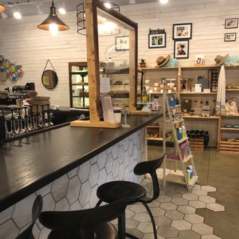 Mission Market - Coffee & Tea Near Me - Apex, North Carolina