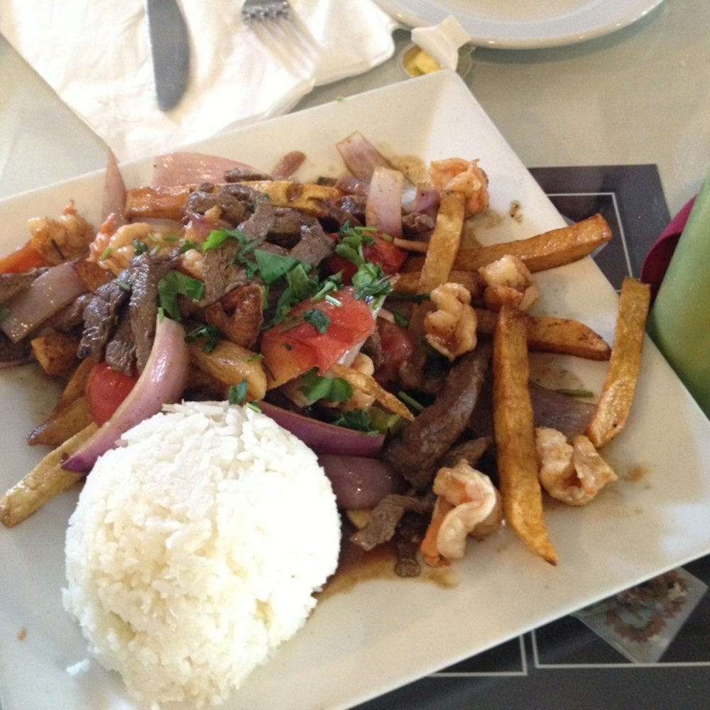 Mamita Peruvian Restaurant - Lomo Saltado combo - Peruvian Near Me - Glendale, California Mamita Peruvian Restaurant - Lomo Saltado combo - Peruvian Near Me - Glendale, California