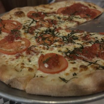 J. Dolan's - Pizza Near Me - Honolulu, Hawaii