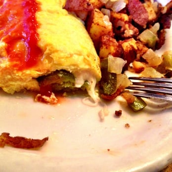 Egg Plantation - Chile Relleno Omelet and Potatoes - Breakfast & Brunch Near Me - Newhall, California