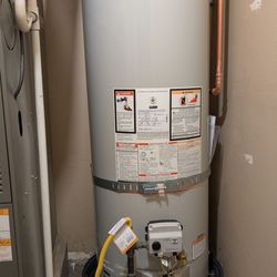 Royalty Plumbing and Drain - Water heater installed