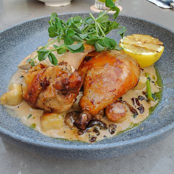 Haven Kitchen + Bar - Brick Chicken - Cocktail Bars Near Me - Langley City, British Columbia