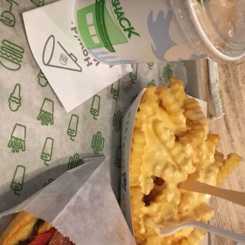 Shake Shack - SmokeShack- Black & White Shake Cheese Fries - Burgers Near Me - Los Angeles, California Shake Shack - SmokeShack- Black & White Shake Cheese Fries - Burgers Near Me - Los Angeles, California