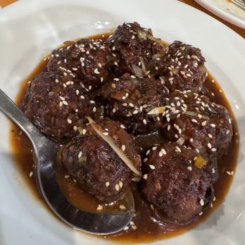 Momo Hut - Himalayan/Nepalese Near Me - Vancouver, British Columbia