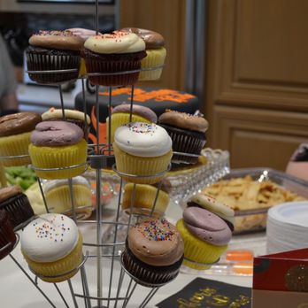Sweet C's - Assorted cupcakes - Cupcakes Near Me