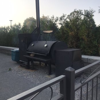 Frontier BBQ & Smokehouse - Frontier BBQ - Barbeque Near Me - Niagara Falls, Ontario Frontier BBQ & Smokehouse - Frontier BBQ - Barbeque Near Me - Niagara Falls, Ontario