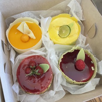 Masse's Pastries - Bakeries Near Me - Berkeley, California