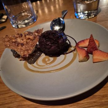 Earls Kitchen + Bar - Mini sticky toffee chocolate pudding - Canadian (New) Near Me - Port Coquitlam, British Columbia