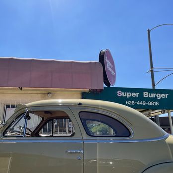 Super Burger - Outside the restaurant. - Burgers Near Me - Pasadena, California Super Burger - Outside the restaurant. - Burgers Near Me - Pasadena, California