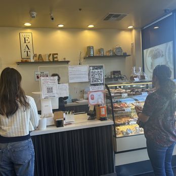 Bakery 101 - Bakeries Near Me - Santa Ana, California
