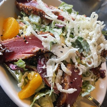 Thirsty Lion - Seared Ahi Salad - American Near Me - Euless, Texas Thirsty Lion - Seared Ahi Salad - American Near Me - Euless, Texas