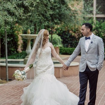 Roy Hernandez Photography - Wedding Portrait in Los Angeles © http://royphotographer.com/ - Photographers Near Me - Simi Valley, California Roy Hernandez Photography - Wedding Portrait in Los Angeles © http://royphotographer.com/ - Photographers Near Me - Simi Valley, California