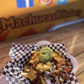 Machucas Kitchen - Carne asada fries! - Food Trucks Near Me - Tracy, California